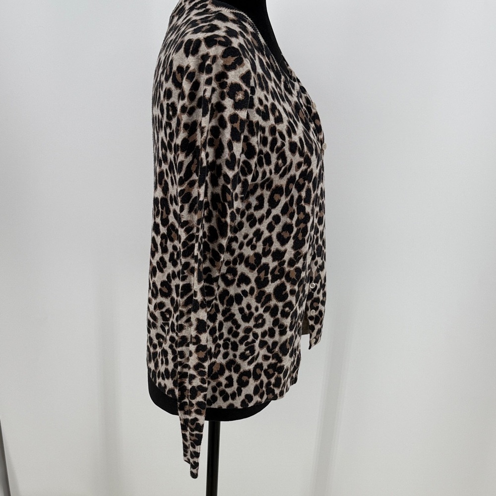 Old Navy 100% cotton Leopard Print Cardigan size small - Picture 6 of 9